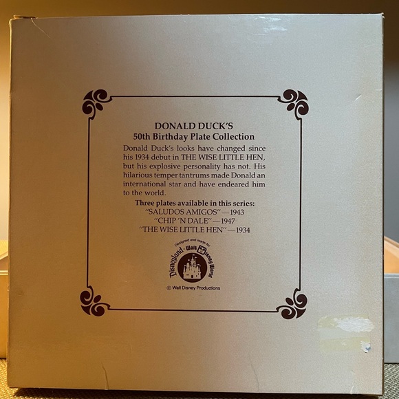 Disney Donald Duck 50th Birthday Plate Collection with Chip & Dale - Picture 5 of 5